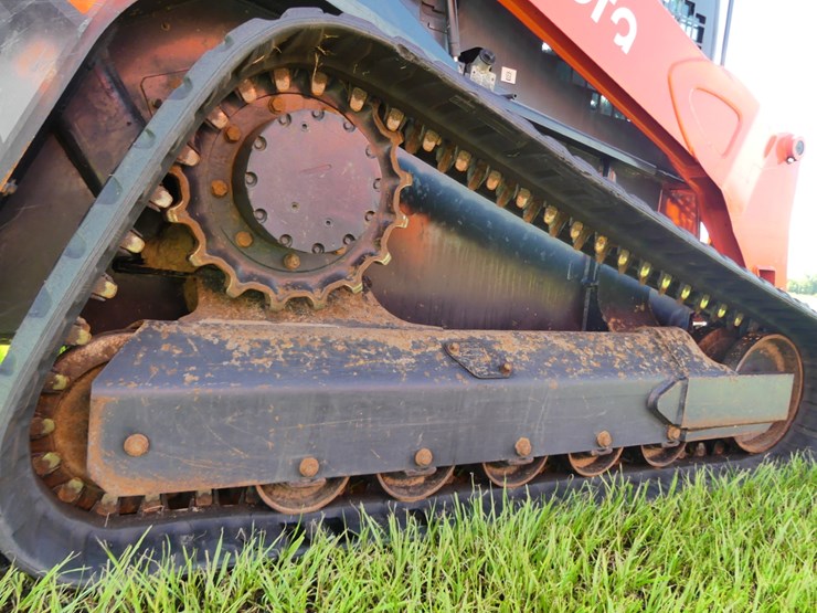 2024-kubota-svl97-2-image-6