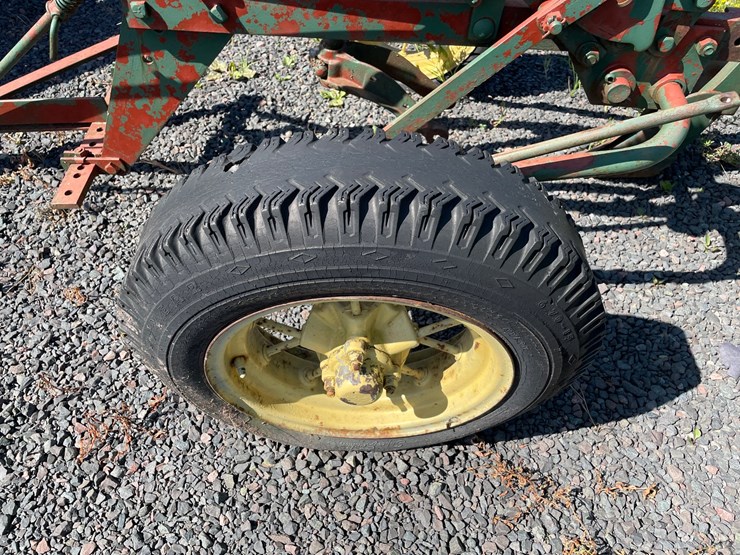john-deere-2-image-9