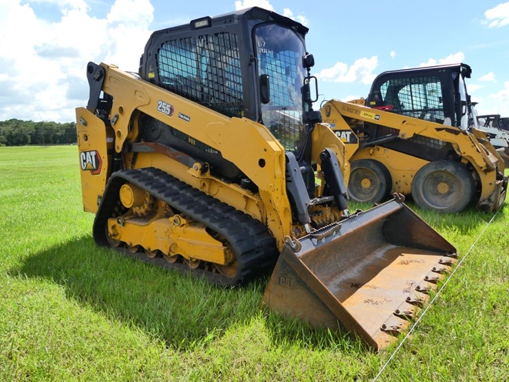 caterpillar-255-image-2