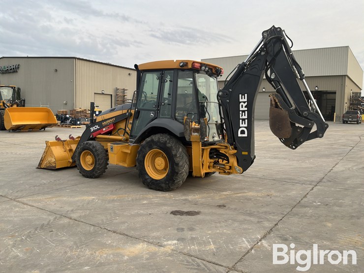 2018-deere-310l-image-7