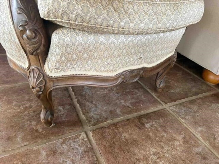 vintage-armchair-image-6