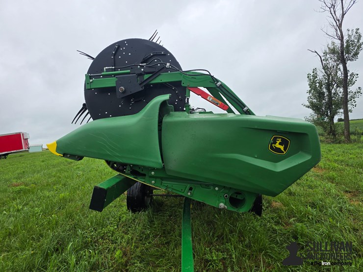 2021-john-deere-rd45f-hydraflex-draper-head-image-8