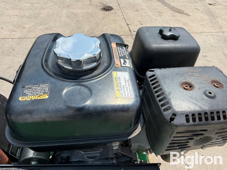 john-deere-am2-sh09-20j-portable-air-compressor-image-20