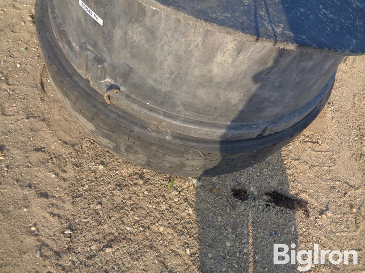 cattle-mineral-feeder-image-13