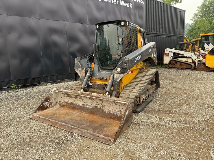 2020-deere-331g-image-8