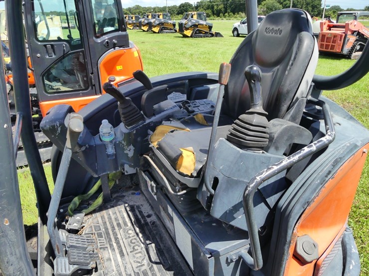 kubota-u35-4-image-13