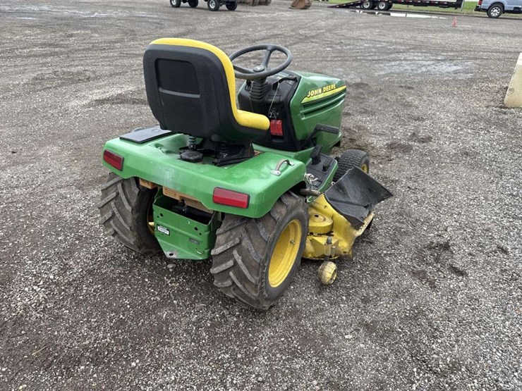 john-deere-345-image-3