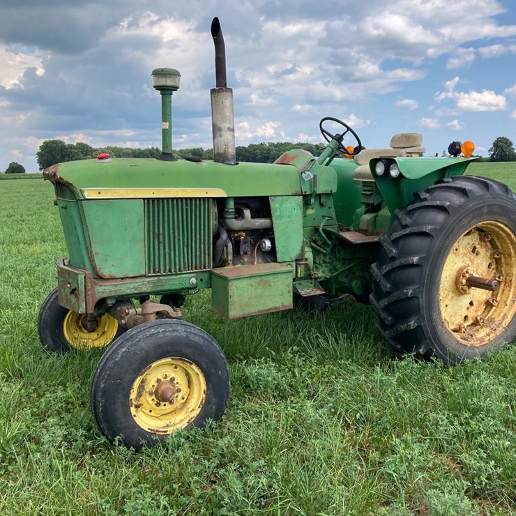 JOHN DEERE 3020