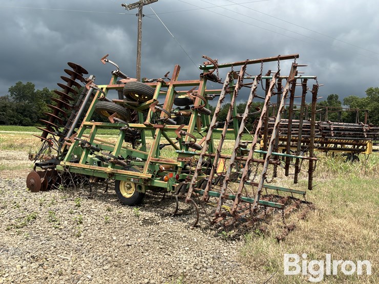 john-deere-726-image-7