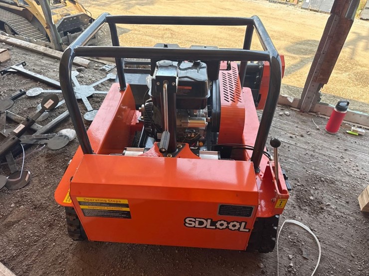 new-sdlool-co-40in-gas-rc-hd-lawn-mower-model-lm1000q-image-4