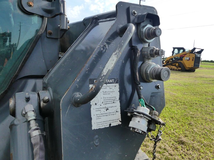 deere-325g-image-13