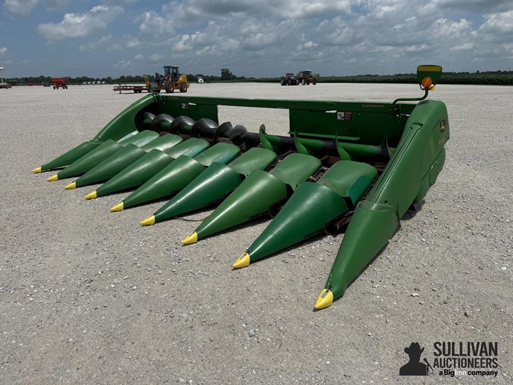 2014-john-deere-608c-stalkmaster-image-1
