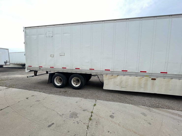2015-stoughton-trailer-image-8