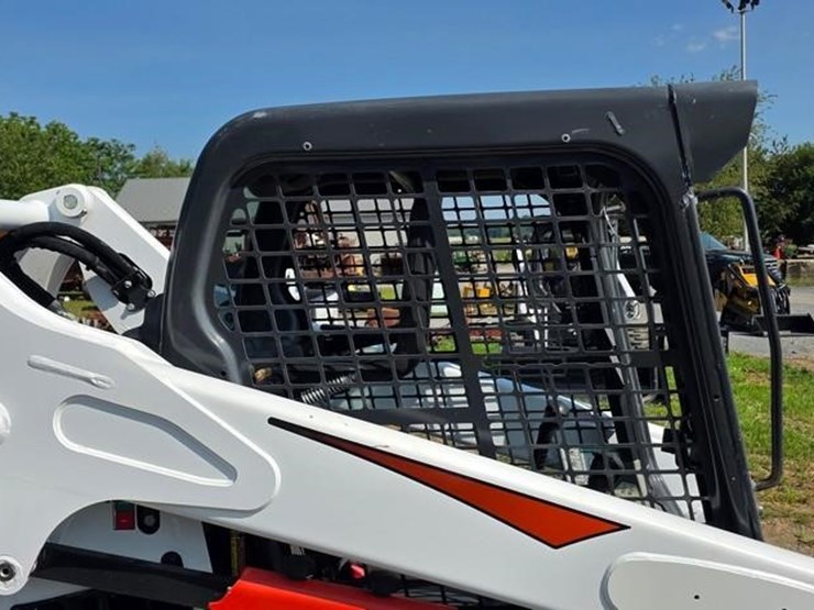 2019-bobcat-t595-image-13