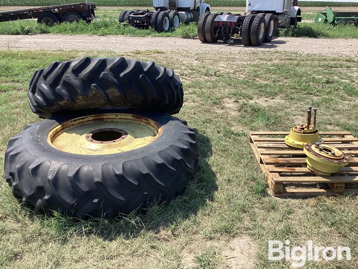 john-deere-4630-image-6