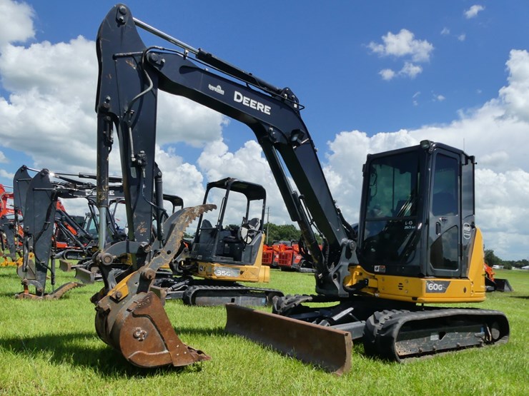 deere-60g-image-1