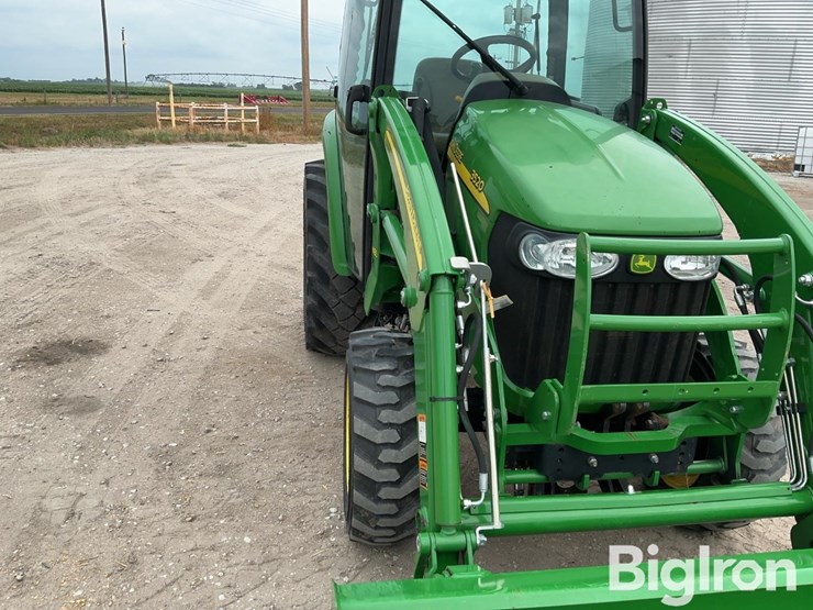 2007-john-deere-3520-image-11