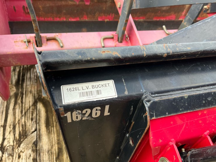 2021-mahindra-1626s-compact-utility-tractor-w/loader-&-bucket-image-11