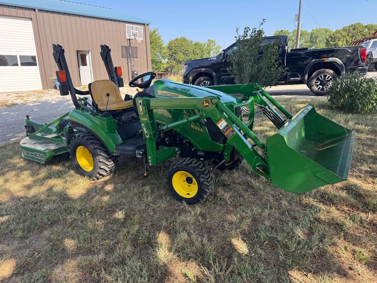 2014-john-deere-1023e-image-2
