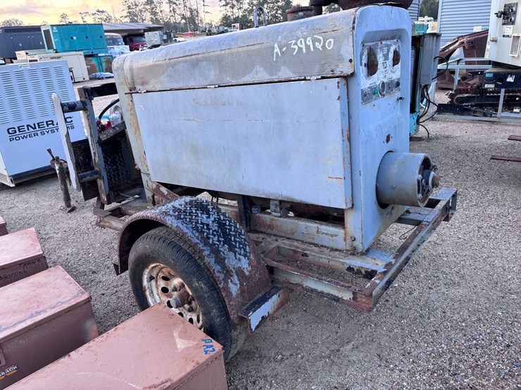 #3525-•-lincoln-welder-shield-arc-welder-mounted-on-trailer-image-4