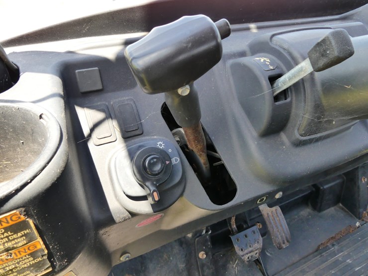 kubota-rtvx1140-image-12