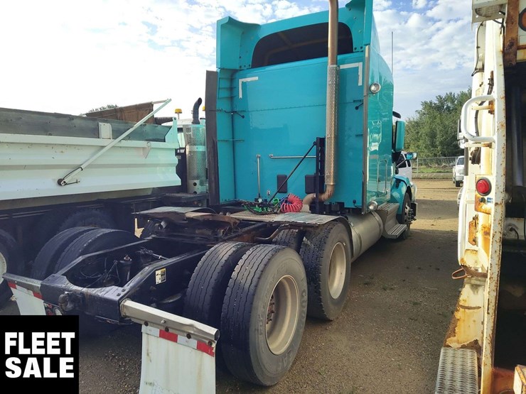 2020-peterbilt-579-image-5