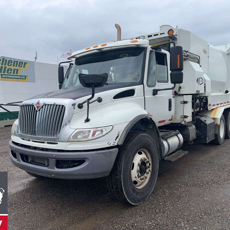 2018 INTERNATIONAL WORKSTAR 7400