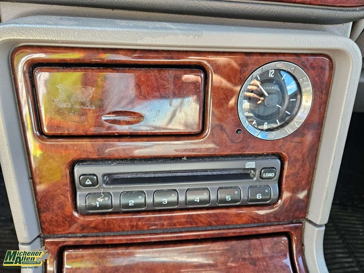 cadillac-escalade-image-15