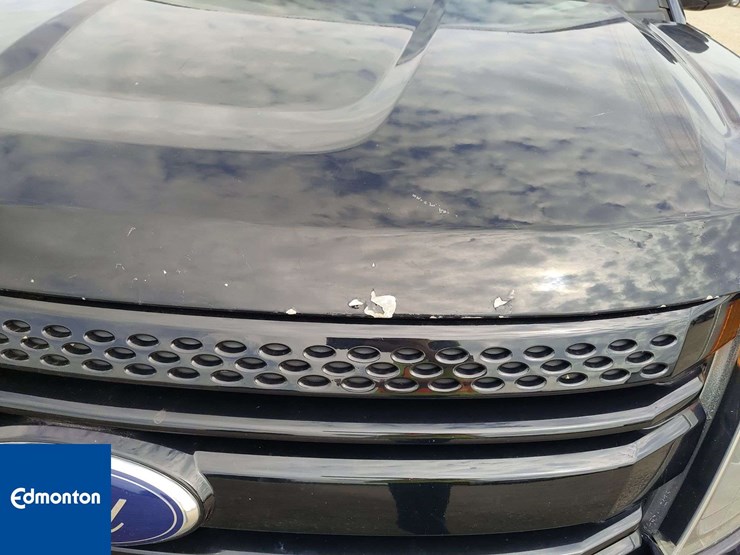2014-ford-explorer-image-32