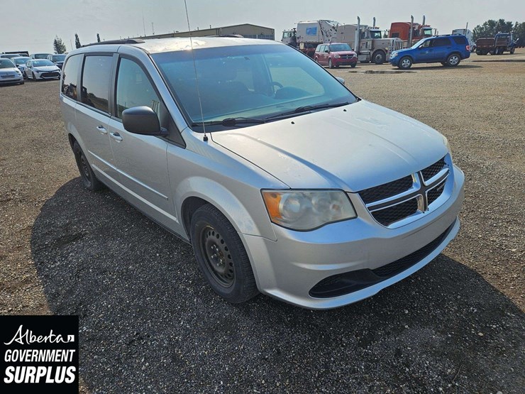 2011-dodge-grand-caravan-se-image-32