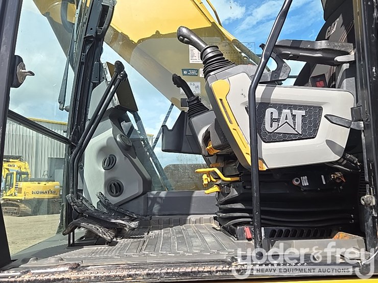 2019-caterpillar-336-image-69