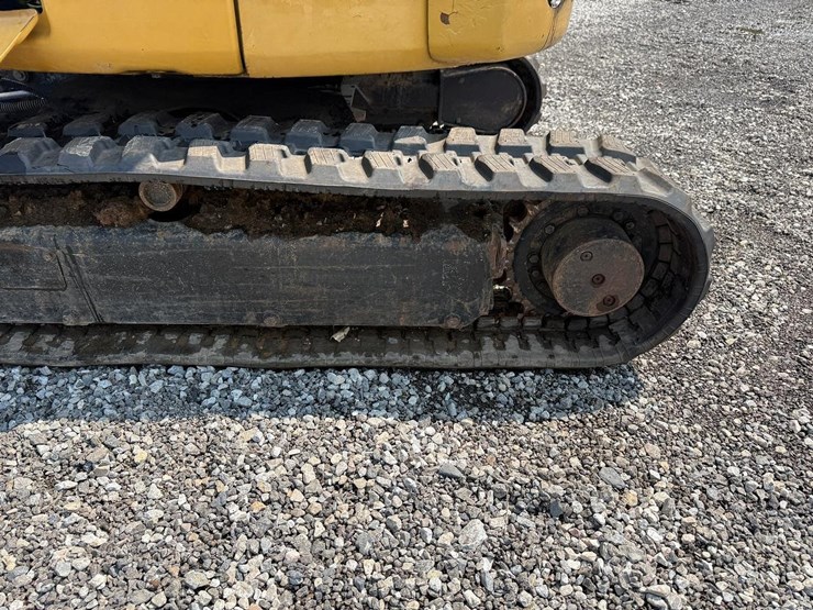 caterpillar-305-image-18