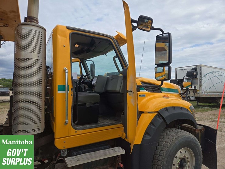 2014-international-workstar-7600-image-23