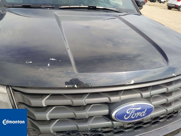 2018-ford-explorer-image-31