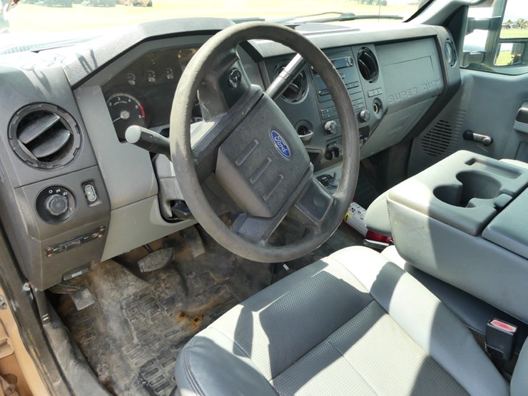 2015-ford-f450-xl-image-15