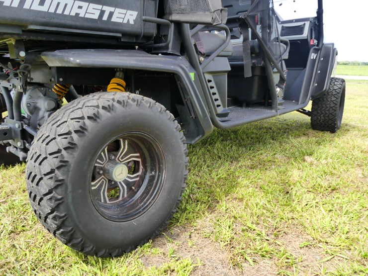 2023-landmaster-ev-image-6