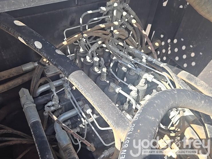 2019-volvo-ec300el-image-46