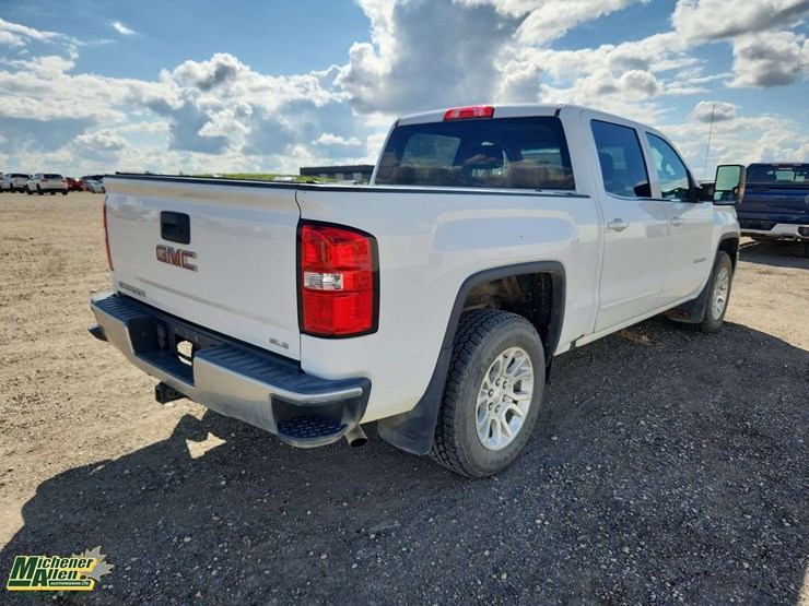 2017-gmc-sierra-1500-image-19