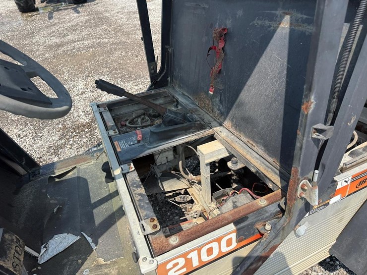 bobcat-2100-image-10