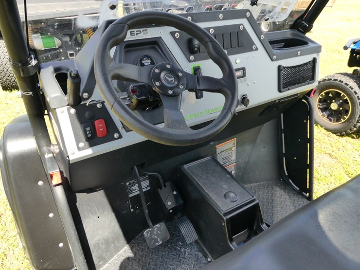 2023-landmaster-ev-image-12