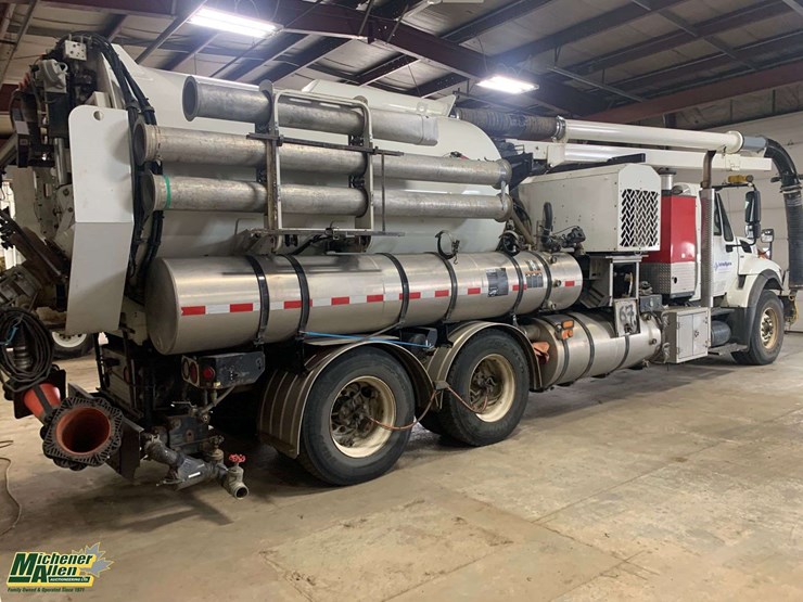2011-international-workstar-7500-image-2