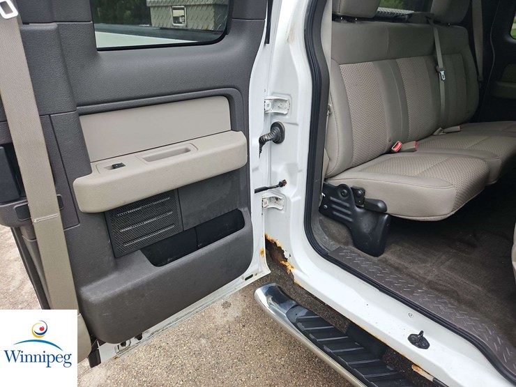 2010-ford-f150-image-27