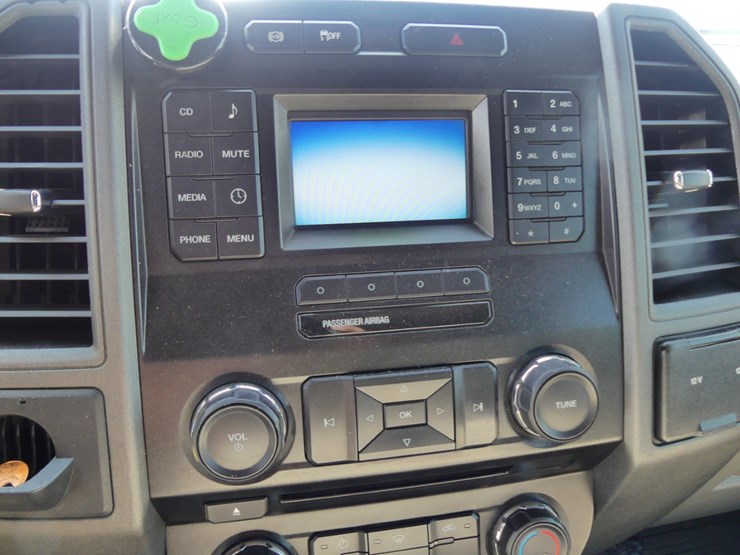 2017-ford-f350-xl-image-19