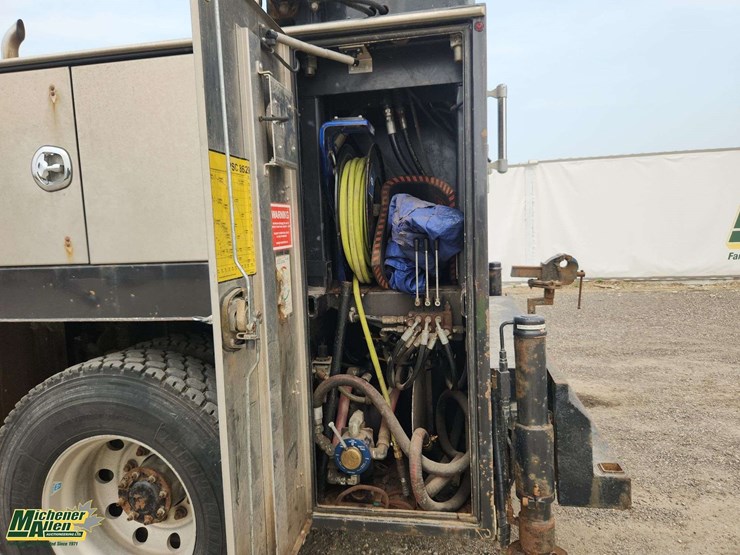 2012-kenworth-t370-image-31