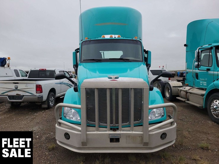 2018-peterbilt-579-image-4
