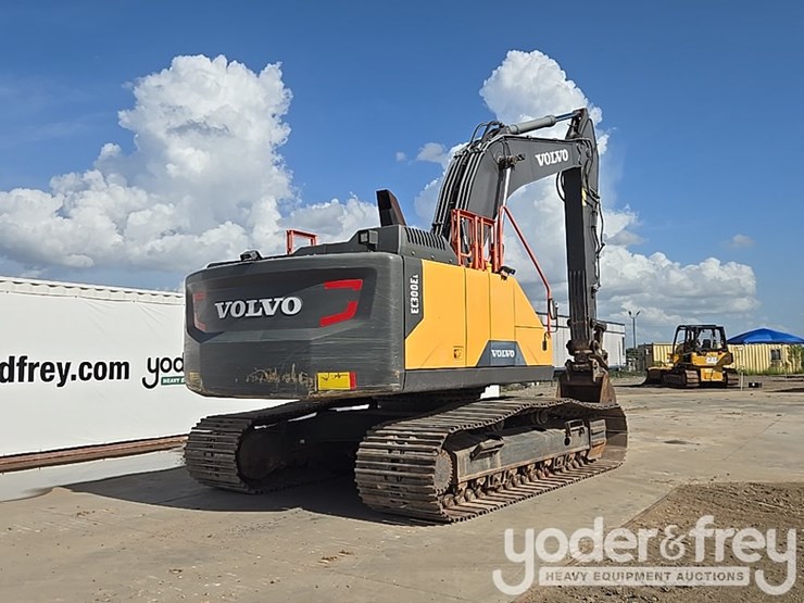 2020-volvo-ec300el-image-5