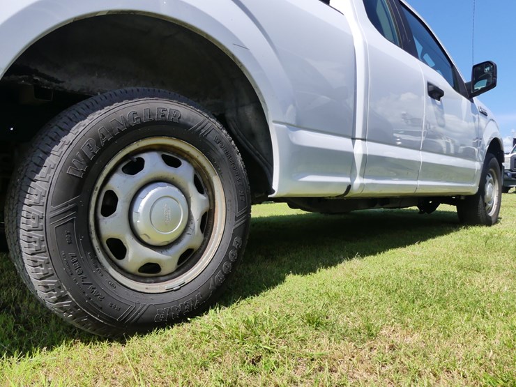 2019-ford-f150-xl-image-6