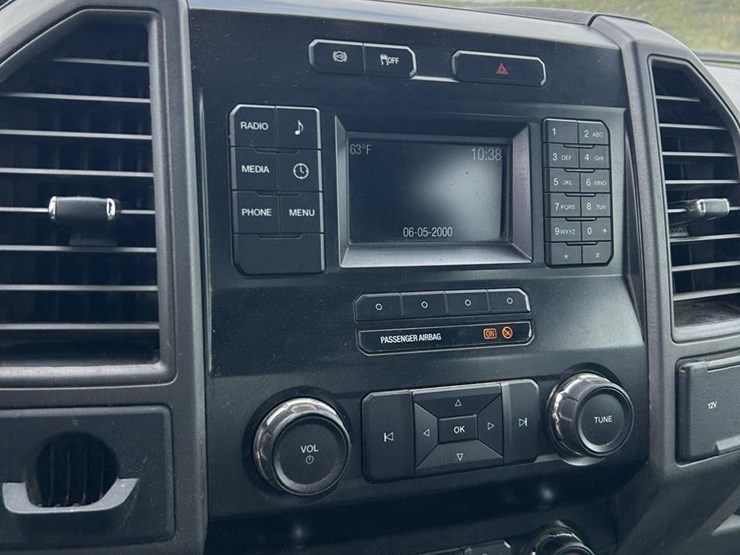 2019-ford-f350-xl-image-16