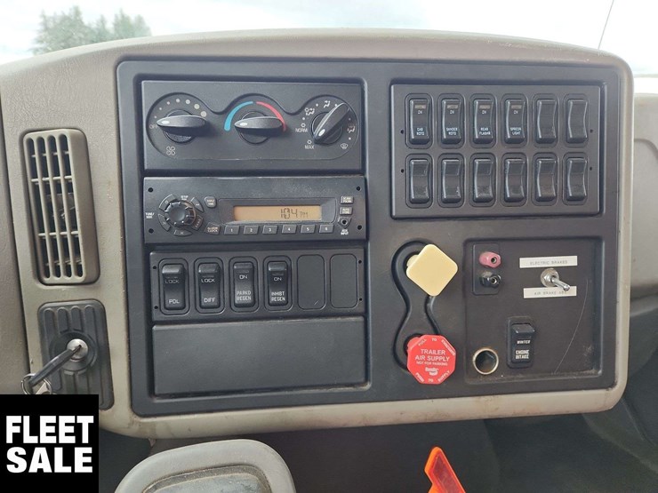 international-workstar-7500-image-20