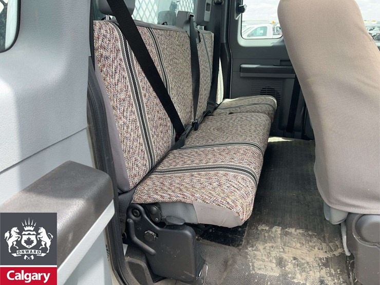 2015-ford-f550-image-21